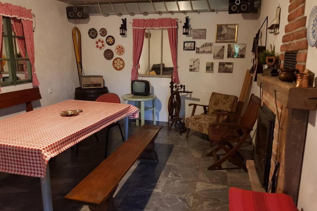Guest House Pinus Generalski Stol Bagian luar foto